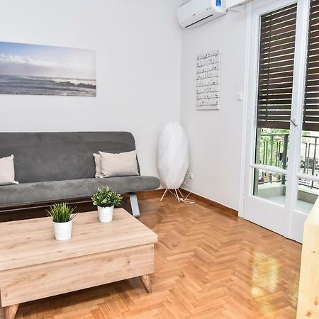 Modern Apartment At Exarchia 1 Bed 2 Pers أثينا المظهر الخارجي الصورة