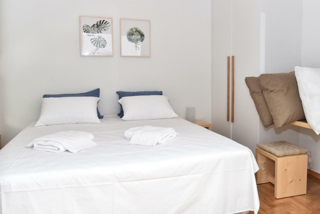 Modern Apartment At Exarchia 1 Bed 2 Pers أثينا المظهر الخارجي الصورة